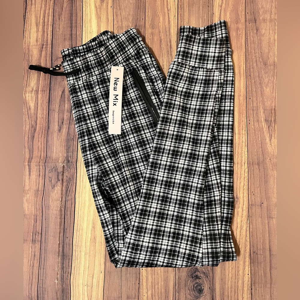 New Mix Checkered Joggers - Black and White